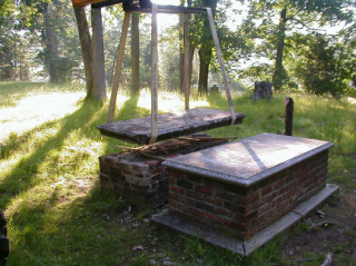 NJHHS restoring graves at Ringwood cemetary